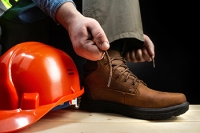 Choosing the Right Footwear for Construction and Outdoor Work