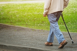 Ways to Keep the Feet Healthy as They Age